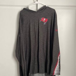 Tampa bay buccaneers long sleeve hoody